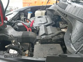 2018 Kia Sorento LX with VIN 5XYPG4A30JG429063, listed as a IAAI auction lot 41722140 with 136,147 mi miles and . Bid and sale history available at DreamBid. Image 20.