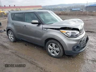 2017 Kia Soul with VIN KNDJN2A29H7474646, listed as a IAAI auction lot 41055454 with 39,783 mi miles. Bid and sale history available at carsss.com. Image 1.