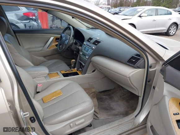 2007 Toyota Camry CE with VIN 4T1BE46K27U628277, listed as a IAAI auction lot 41911750 with 241,374 mi miles. Bid and sale history available at carsss.com. Image 5.