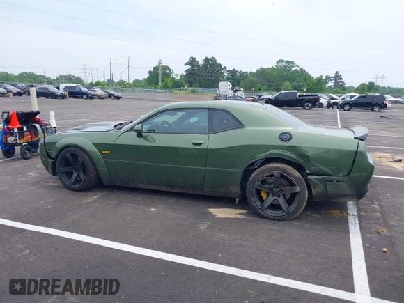 2021 Dodge Challenger R/T Scat Pack z VIN 2C3CDZFJ2MH559741, wystawiony jako IAAI lot #42264991 z przebiegiem 51 040 mil mil oraz . Historia ofert i sprzedaży dostępna na DreamBid. Obrazek 14.