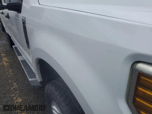 2018 Ford F-350 Platinum with VIN 1FT7W3B65JEC13580, listed as a IAAI auction lot 42631364 with 110,079 mi miles and . Bid and sale history available at DreamBid. Image 15.