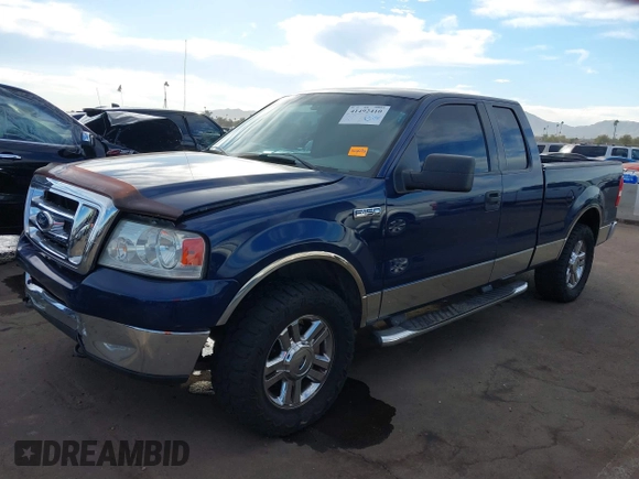 2007 Ford F-150 XLT z VIN 1FTPX14V27FB70552, wystawiony jako IAAI lot #41492410 z przebiegiem 247 114 mil mil oraz . Historia ofert i sprzedaży dostępna na DreamBid. Obrazek 2.