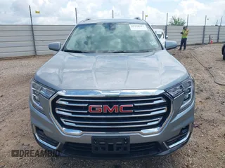 2023 GMC Terrain SLT z VIN 3GKALVEG9PL181616, wystawiony jako IAAI lot #42338137 z przebiegiem 44 400 mil mil oraz . Historia ofert i sprzedaży dostępna na DreamBid. Obrazek 12.