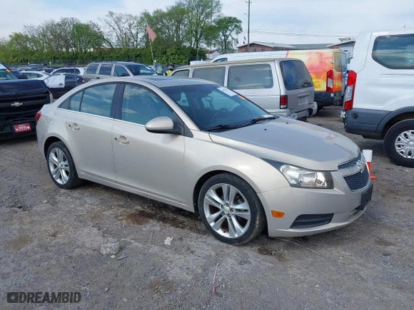 2011 Chevrolet Cruze LTZ with VIN 1G1PH5S9XB7152631, listed as a IAAI auction lot 42075115 with 87,735 mi miles. Bid and sale history available at carsss.com. Image 1.
