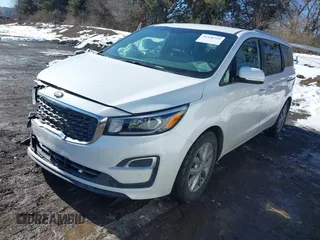2019 Kia Sedona LX with VIN KNDMB5C13K6547535, listed as a IAAI auction lot 41430560 with 59,937 mi miles. Bid and sale history available at carsss.com. Image 17.