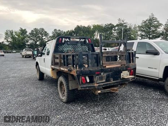 2016 Ford F-250 XLT with VIN 1FT7X2B66GEA39597, listed as a IAAI auction lot 42674454 with 132,770 mi miles and . Bid and sale history available at DreamBid. Image 8.