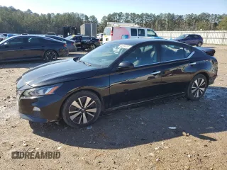 2022 Nissan Altima SV z VIN 1N4BL4DV3NN420400, wystawiony jako Copart lot #48204405 z przebiegiem 66 033 mil mil oraz Szkoda całkowita • Salvage title. Historia ofert i sprzedaży dostępna na DreamBid. Obrazek 1.