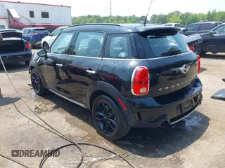 2015 MINI Countryman S z VIN WMWZC5C56FWP45115, wystawiony jako IAAI lot #42426394 z przebiegiem 52 937 mil mil oraz . Historia ofert i sprzedaży dostępna na DreamBid. Obrazek 3.