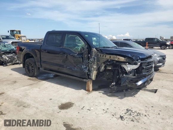 2024 Ford F-150 XLT with VIN 1FTFW3L53RFA12817, listed as a Copart auction lot 50552355 with 5,007 mi miles and Salvage Title. Bid and sale history available at carsss.com. Image 4.