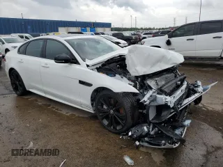 2024 Jaguar XF R-Dynamic SE with VIN SAJBL4GX8RCY95695, listed as a Copart auction lot 61876974 with 129 mi miles and Clean Title. Bid and sale history available at carsss.com. Image 4.