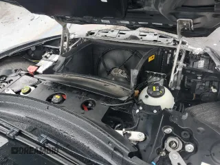 2016 BMW i8 z VIN WBY2Z2C50GV674727, wystawiony jako Copart lot #73131834 z przebiegiem 60 860 mil mil oraz Szkoda całkowita • Salvage title. Historia ofert i sprzedaży dostępna na DreamBid. Obrazek 11.