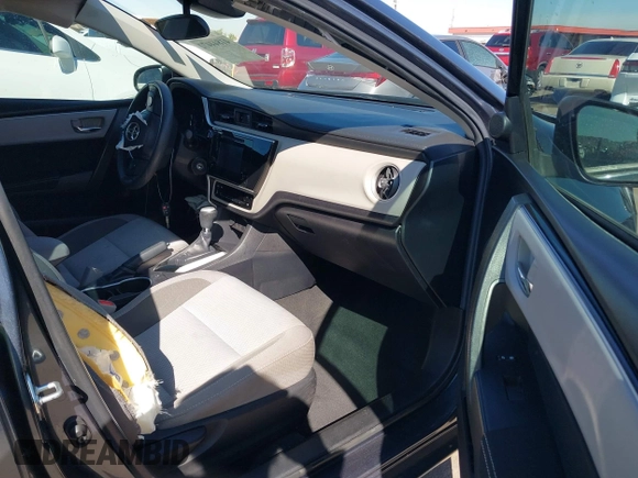 2019 Toyota Corolla L z VIN 2T1BURHE9KC217993, wystawiony jako IAAI lot #41844472 z przebiegiem 126 470 mil mil oraz . Historia ofert i sprzedaży dostępna na DreamBid. Obrazek 5.