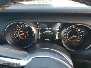 2021 Jeep Gladiator High Altitude with VIN 1C6HJTFG4ML621484, listed as a Copart auction lot 46642035 with 75,272 mi miles and Salvage Title. Bid and sale history available at carsss.com. Image 9.