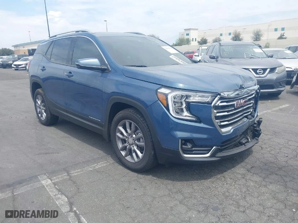 2024 GMC Terrain SLT with VIN 3GKALVEG2RL221585, listed as a IAAI auction lot 41851814 with 3,805 mi miles. Bid and sale history available at carsss.com. Image 1.