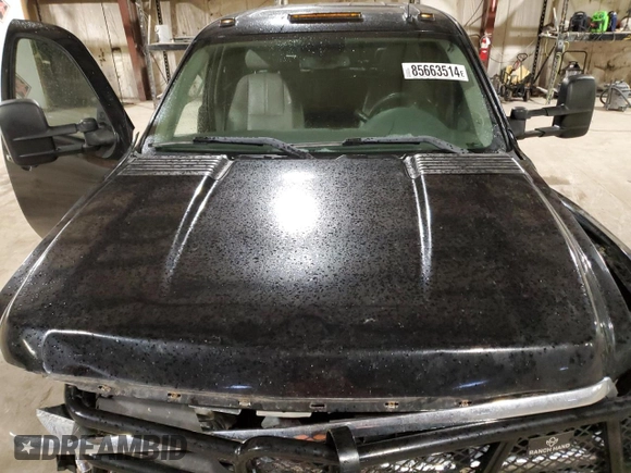 2008 Chevrolet Silverado 3500HD DRW LTZ with VIN 1GCJK33678F146002, listed as a Copart auction lot 85663514 with 231,546 mi miles and Salvage Title. Bid and sale history available at carsss.com. Image 11.