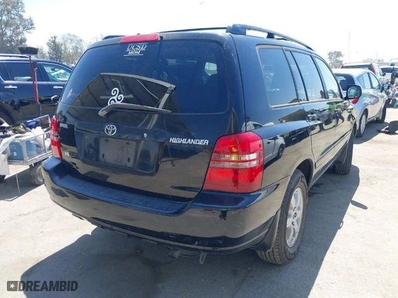 2002 Toyota Highlander with VIN JTEGF21A020031795, listed as a IAAI auction lot 41866834 with 184,789 mi miles. Bid and sale history available at carsss.com. Image 4.