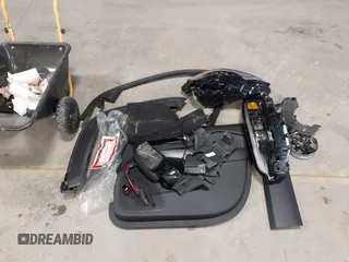 2020 Jeep Cherokee Trailhawk с VIN 1C4PJMBX2LD613814, выставлен на аукционе IAAI как лот 41253162 с пробегом 55 002 миль миль и . История ставок и продаж доступна на DreamBid. Изображение 12.