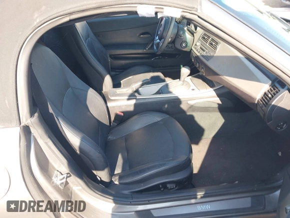 2004 BMW Z4 2.5i with VIN 4USBT33504LS50684, listed as a IAAI auction lot 42620116 with 119,707 mi miles and . Bid and sale history available at DreamBid. Image 5.