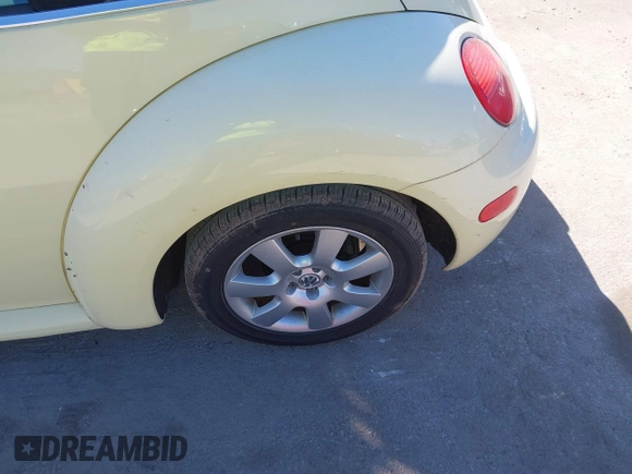 2003 Volkswagen Beetle GLS с VIN 3VWCD21Y03M321164, выставлен на аукционе IAAI как лот 41689568 с пробегом 107 402 миль миль и . История ставок и продаж доступна на DreamBid. Изображение 6.