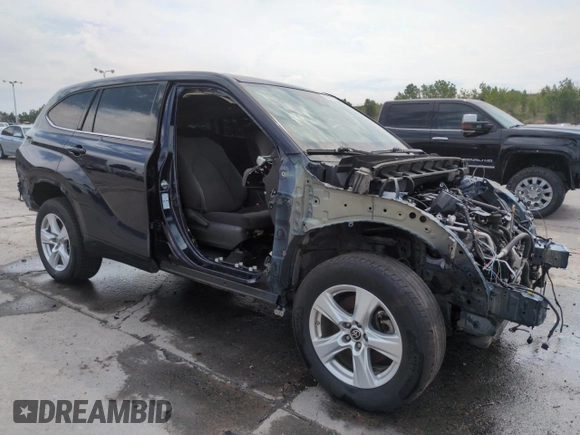 2022 Toyota Highlander LE with VIN 5TDBZRBH6NS574953, listed as a Copart auction lot 61463305 with Not provided miles and Salvage title. Bid and sale history available at DreamBid. Image 4.