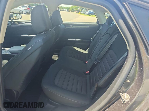 2020 Ford Fusion SE with VIN 3FA6P0LU8LR195683, listed as a IAAI auction lot 42786965 with 71,252 mi miles and . Bid and sale history available at DreamBid. Image 11.