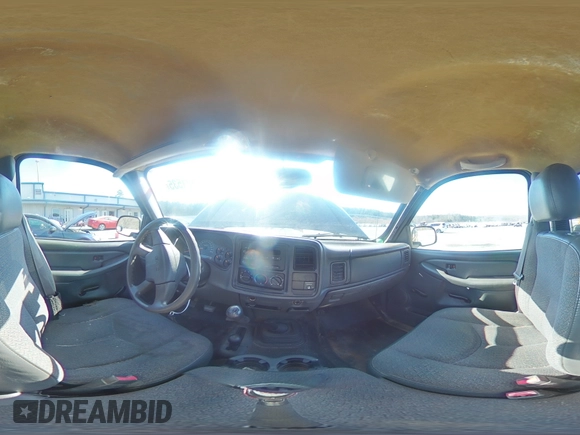2004 GMC Sierra 1500 Work Truck z VIN 1GTEK14X34Z257653, wystawiony jako Copart lot #43521535 z przebiegiem Nie podano mil oraz Szkody całkowita. Historia ofert i sprzedaży dostępna na DreamBid. Obrazek 12.