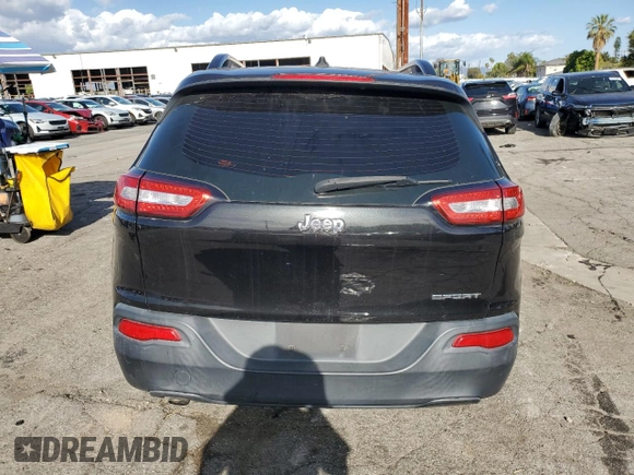2015 Jeep Cherokee Sport z VIN 1C4PJLAB6FW580387, wystawiony jako Copart lot #50241815 z przebiegiem 99 999 mil mil oraz Czysty tytuł • Clean title. Historia ofert i sprzedaży dostępna na DreamBid. Obrazek 6.