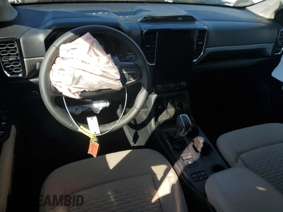 2024 Ford Ranger XLT with VIN 1FTER4GH1RLE01261, listed as a Copart auction lot 44489655 with 6,885 mi miles and Salvage Title. Bid and sale history available at DreamBid. Image 8.