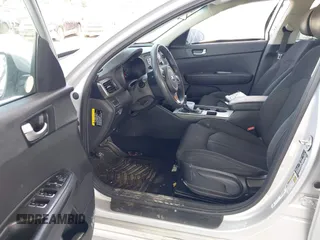 2016 Kia Optima LX z VIN 5XXGT4L39GG093127, wystawiony jako IAAI lot #42180887 z przebiegiem 171 014 mil mil oraz . Historia ofert i sprzedaży dostępna na DreamBid. Obrazek 5.