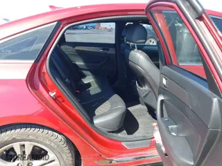 2019 Hyundai Sonata Sport with VIN 5NPE34AF4KH769601, listed as a IAAI auction lot 41674549 with 98,288 mi miles. Bid and sale history available at carsss.com. Image 8.
