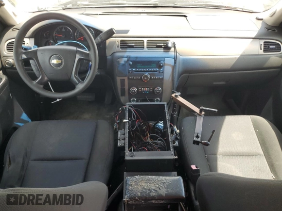 2013 Chevrolet Tahoe Commercial с VIN 1GNLC2E01DR192496, выставлен на аукционе Copart как лот 56243895 с пробегом 129 929 миль миль и Списание • Salvage title. История ставок и продаж доступна на DreamBid. Изображение 8.