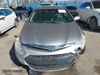 2013 Hyundai Sonata Hybrid with VIN KMHEC4A45DA095642, listed as a IAAI auction lot 41626995 with 183,710 mi miles. Bid and sale history available at carsss.com. Image 13.