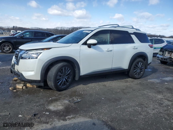 2024 Nissan Pathfinder SL with VIN 5N1DR3CD1RC204708, listed as a Copart auction lot 45427355 with 15,066 mi miles and Salvage Title. Bid and sale history available at carsss.com. Image 1.