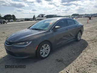 2016 Chrysler 200 LX z VIN 1C3CCCFB5GN173836, wystawiony jako Copart lot #53043885 z przebiegiem 160 386 mil mil oraz Szkoda całkowita • Salvage title. Historia ofert i sprzedaży dostępna na DreamBid. Obrazek 1.
