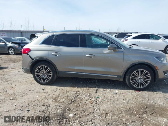 2016 Lincoln MKX Reserve with VIN 2LMTJ8LR0GBL53544, listed as a IAAI auction lot 41729454 with 92,068 mi miles. Bid and sale history available at carsss.com. Image 13.