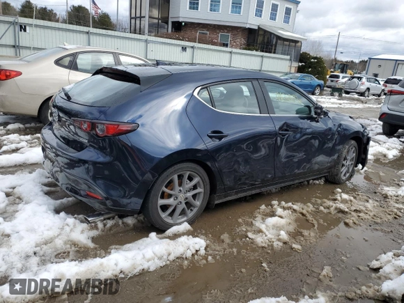 2020 Mazda Mazda3 Hatchback Preferred Package with VIN JM1BPBMM1L1174414, listed as a Copart auction lot 44311433 with 8,336 mi miles. Bid and sale history available at carsss.com. Image 3.