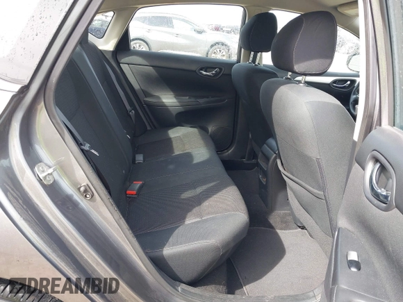 2019 Nissan Sentra S z VIN 3N1AB7AP9KY245846, wystawiony jako IAAI lot #41864692 z przebiegiem 153 046 mil mil oraz . Historia ofert i sprzedaży dostępna na DreamBid. Obrazek 8.