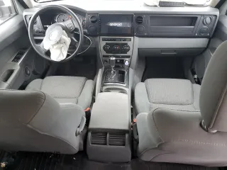 2007 Jeep Commander Sport with VIN 1J8HH48P37C655131, listed as a Copart auction lot 44223735 with 108,610 mi miles and Salvage Title. Bid and sale history available at carsss.com. Image 8.