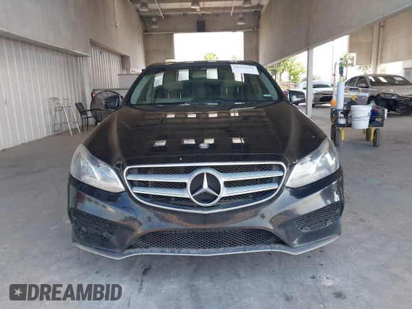 2016 Mercedes-Benz E 350 Luxury with VIN WDDHF8JBXGB225644, listed as a IAAI auction lot 42233644 with 189,908 mi miles and . Bid and sale history available at DreamBid. Image 12.
