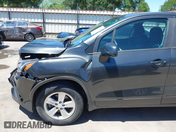 2020 Chevrolet Trax LS с VIN 3GNCJKSBXLL222340, выставлен на аукционе IAAI как лот 42072480 с пробегом 42 272 миль миль и . История ставок и продаж доступна на DreamBid. Изображение 19.