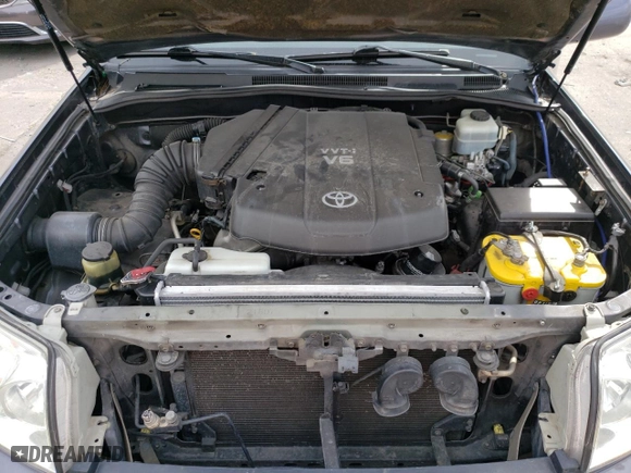 2005 Toyota 4Runner SR5 with VIN JTEZU14R558028374, listed as a Copart auction lot 51008995 with 261,032 mi miles and Salvage Title. Bid and sale history available at carsss.com. Image 12.
