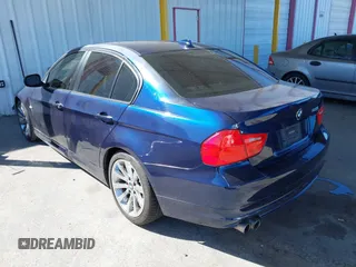 2011 BMW 3 Series 328i with VIN WBAPH7G52BNN07969, listed as a IAAI auction lot 41815185 with 159,860 mi miles. Bid and sale history available at carsss.com. Image 3.