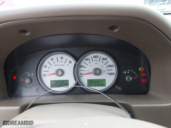 2005 Ford Escape Limited with VIN 1FMYU04155KA77626, listed as a IAAI auction lot 41368626 with 215,182 mi miles. Bid and sale history available at carsss.com. Image 7.