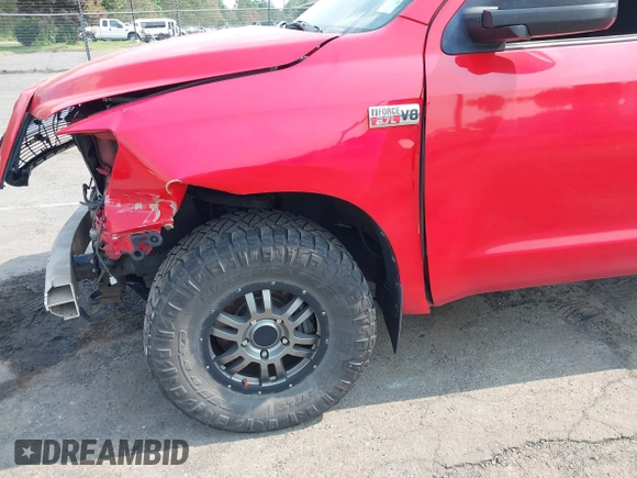 2012 Toyota Tundra z VIN 5TFUY5F16CX231794, wystawiony jako IAAI lot #42454478 z przebiegiem 249 756 mil mil oraz . Historia ofert i sprzedaży dostępna na DreamBid. Obrazek 17.