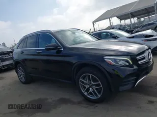 2018 Mercedes-Benz GLC 300 z VIN WDC0G4KBXJV021020, wystawiony jako IAAI lot #42345813 z przebiegiem 62 963 mil mil oraz . Historia ofert i sprzedaży dostępna na DreamBid. Obrazek 13.