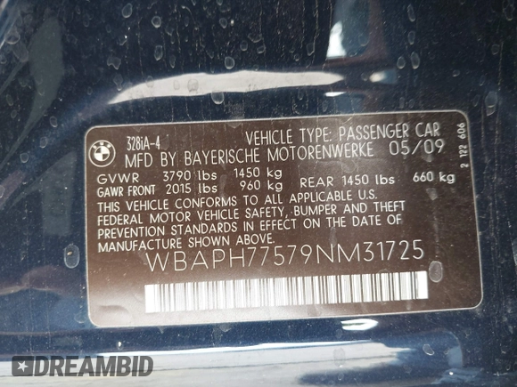 2009 BMW 3 Series 328i with VIN WBAPH77579NM31725, listed as a IAAI auction lot 41901344 with 143,905 mi miles. Bid and sale history available at carsss.com. Image 9.