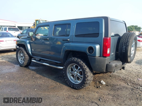 2007 Hummer H3 SUV z VIN 5GTDN13E578185716, wystawiony jako IAAI lot #42398547 z przebiegiem 137 163 mil mil oraz . Historia ofert i sprzedaży dostępna na DreamBid. Obrazek 3.