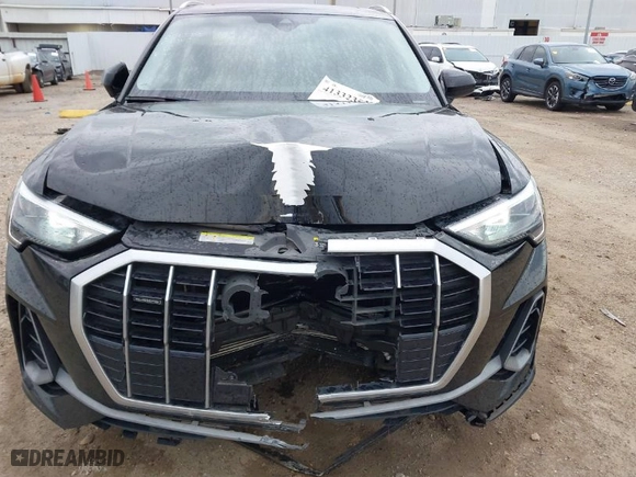 2020 Audi Q3 S line Premium with VIN WA1DECF34L1088002, listed as a IAAI auction lot 41332352 with 41,196 mi miles. Bid and sale history available at carsss.com. Image 6.