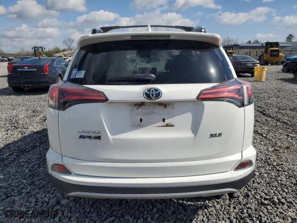 2016 Toyota RAV4 XLE with VIN 2T3WFREV3GW263574, listed as a Copart auction lot 48700335 with 61,103 mi miles and Salvage Title. Bid and sale history available at carsss.com. Image 6.