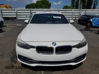 2017 BMW 3 Series 330i z VIN WBA8B9G54HNU49583, wystawiony jako Copart lot #57293115 z przebiegiem 88 174 mil mil oraz Nie do naprawy • Non repairable. Historia ofert i sprzedaży dostępna na DreamBid. Obrazek 5.